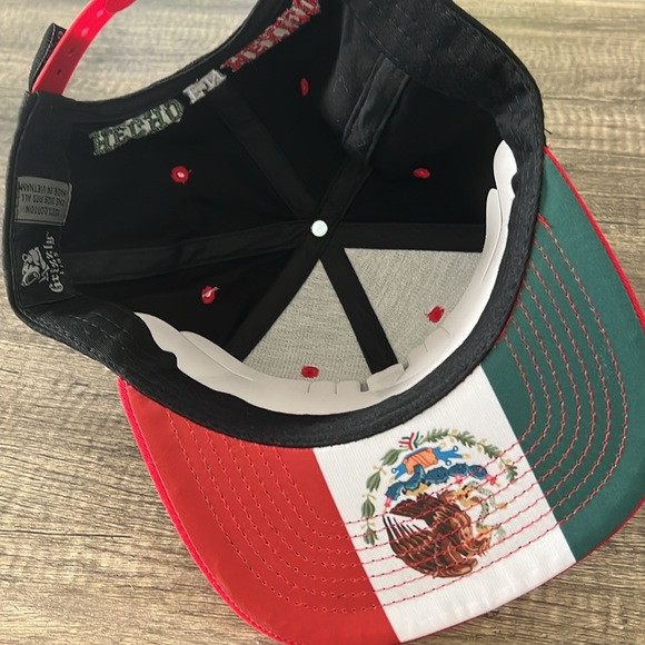 Grizzly Lids Mexico Snapback - Picture 5 of 5